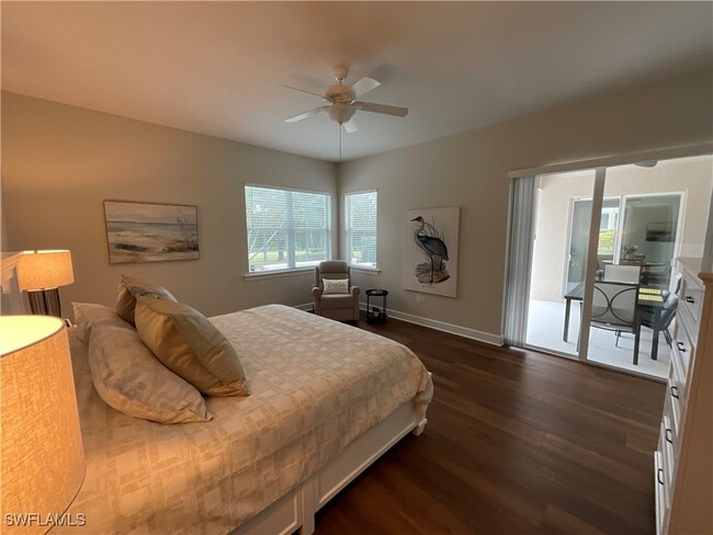 8248 Quaker Pl in Naples, FL - Foto de edificio - Building Photo