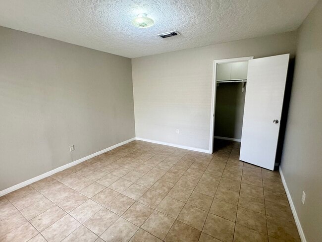 9622 Sandstone Rd in Houston, TX - Building Photo - Building Photo