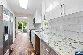 24 Irving Ave in Englewood Cliffs, NJ - Building Photo - Building Photo