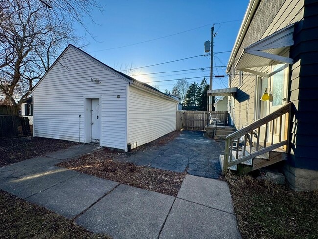 5723 N 38th St in Milwaukee, WI - Building Photo - Building Photo