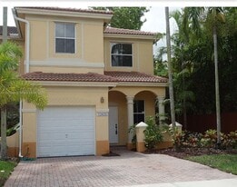 12628 SW 122nd St in Miami, FL - Building Photo