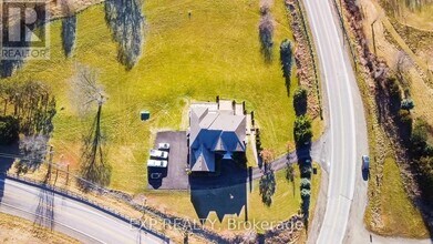 17353 Winston Churchill Blvd in Caledon, ON - Building Photo - Building Photo