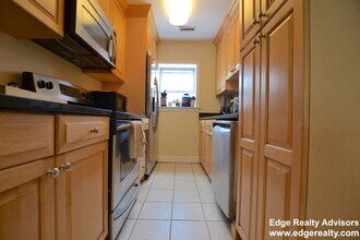 148 Newton St, Unit 2 in Boston, MA - Building Photo - Building Photo
