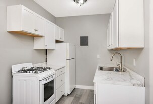 3212 Fremont Ave S in Minneapolis, MN - Building Photo