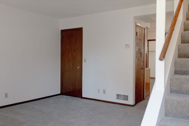 3227 S Illinois St-Unit -Apartment 3 in Wichita, KS - Building Photo - Building Photo