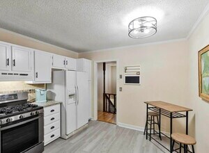 209 Evergreen Dr in Winston-Salem, NC - Building Photo - Building Photo