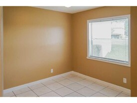 3244 Coral Ridge Dr in Coral Springs, FL - Building Photo - Building Photo