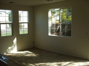 1376 Reagan Way in Brentwood, CA - Building Photo - Building Photo