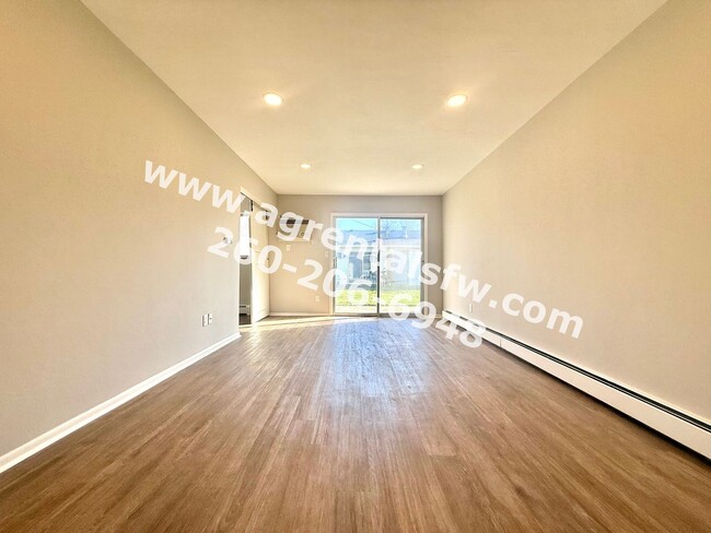 1420 Green Rd in New Haven, IN - Building Photo - Building Photo