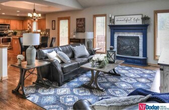 10005 S 201st St in Gretna, NE - Building Photo - Building Photo