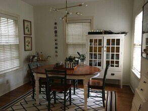 3502 Hollywood in Austin, TX - Building Photo - Building Photo