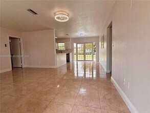 6781 Garfield St in Hollywood, FL - Building Photo - Building Photo