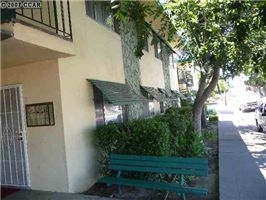 1300 S Washington St in Lodi, CA - Building Photo - Building Photo