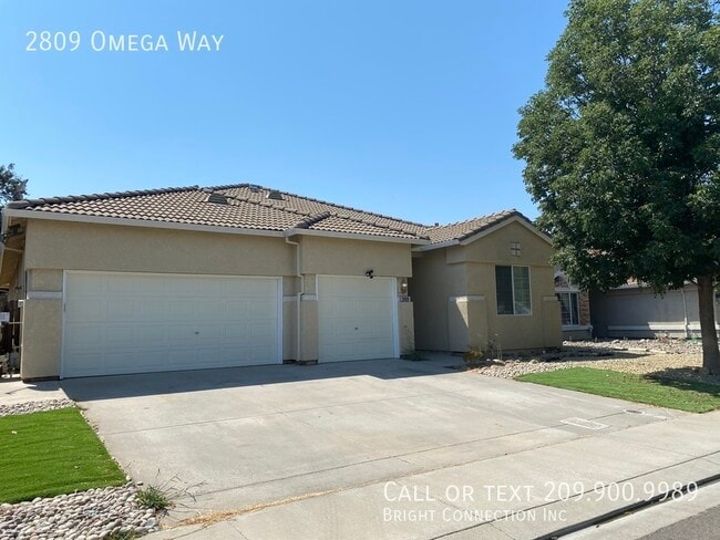 2809 Omega Way in Modesto, CA - Building Photo - Building Photo