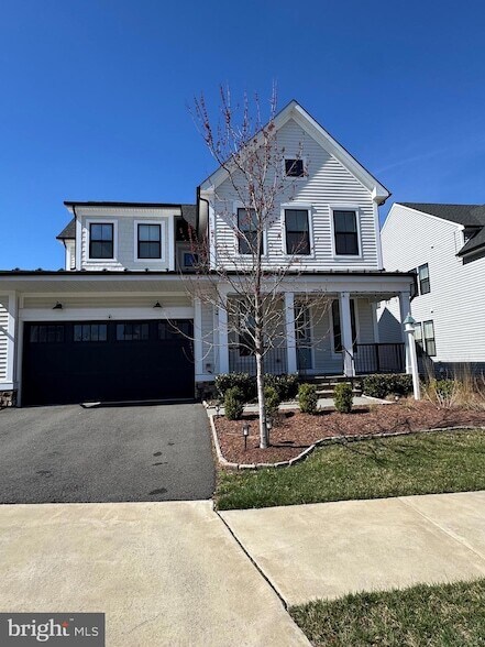 25549 Byrnes Crossing Dr in South Riding, VA - Building Photo