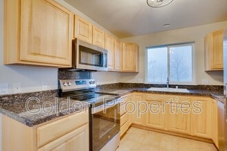 7665 N Courcelles Pkwy in Coeur d'Alene, ID - Building Photo - Building Photo
