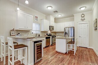 1341 Dorothy St in Houston, TX - Building Photo - Building Photo