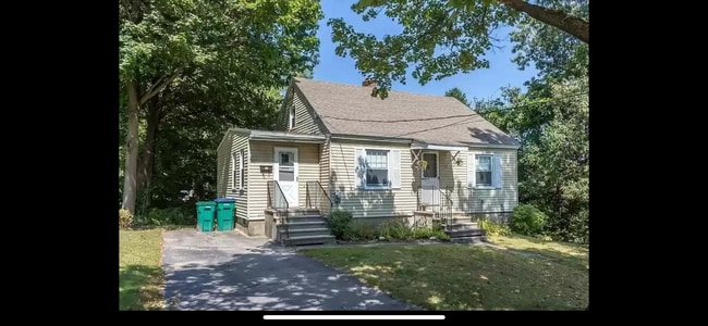 property at 11 Mt Carmel St