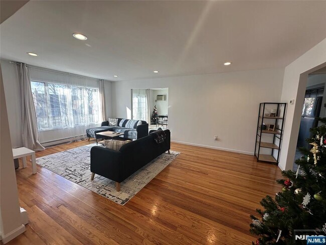 531 US-1 in Ridgefield, NJ - Building Photo - Building Photo