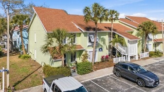 3595 41st Ln S, Unit 48B in St. Petersburg, FL - Building Photo