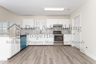 3624 Heathrow Dr in Winston-Salem, NC - Building Photo - Building Photo