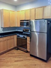 2732 N Wayne Ave, Unit 2732-1N in Chicago, IL - Building Photo - Building Photo