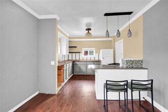 2804 Elysian St in Houston, TX - Foto de edificio - Building Photo