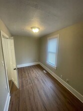 1918 S 5th Pl in Milwaukee, WI - Building Photo - Building Photo