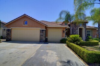 3092 Everglade Ave in Clovis, CA - Building Photo - Building Photo