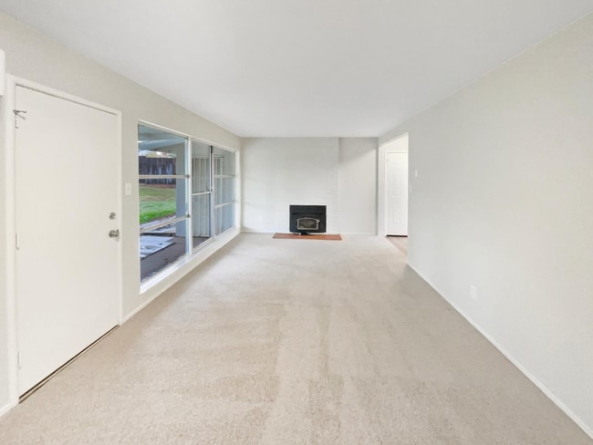 8255 Oahu Dr in Fair Oaks, CA - Building Photo - Building Photo