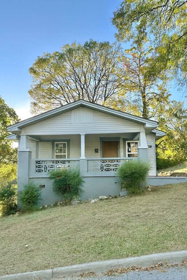 900 Dublin Ave