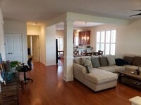 963 Sophers Row photo'