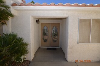 5433 Iberville St in North Las Vegas, NV - Building Photo - Building Photo