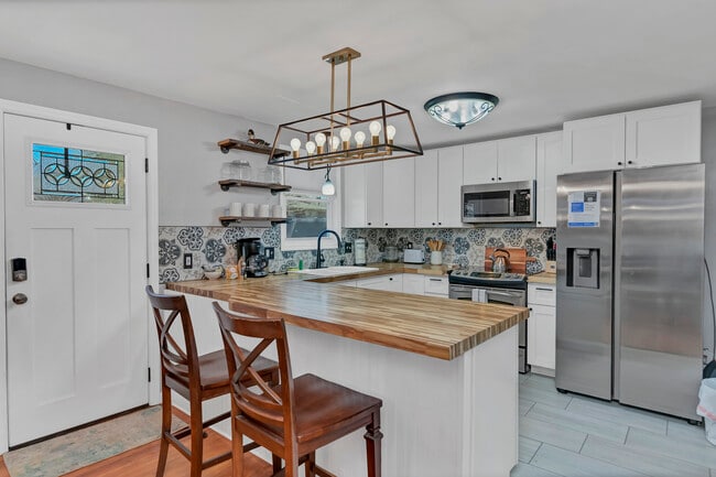 property at 209 S Marble St