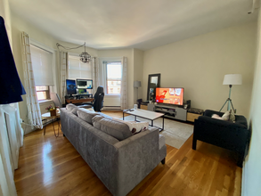 913 Boylston St, Unit 4 in Boston, MA - Building Photo - Building Photo
