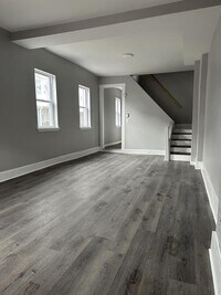 825 N Port St photo'