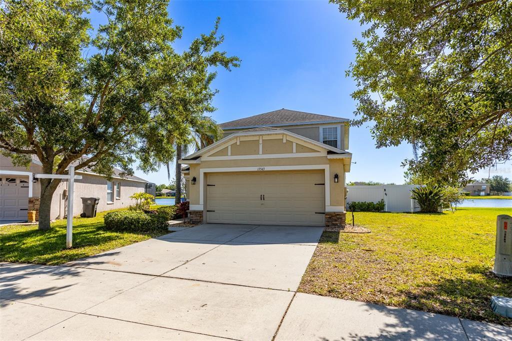 13543 Fladgate Mark Drive in Riverview, FL - Building Photo