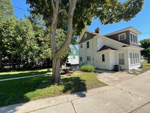 2122 N 7th St in Sheboygan, WI - Building Photo - Building Photo