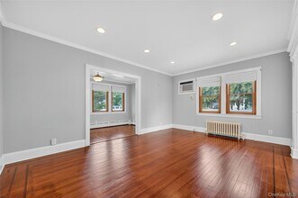 26 9th St in Locust Valley, NY - Building Photo - Building Photo