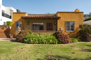 844 N Laurel Ave, Unit 21 in Los Angeles, CA - Building Photo