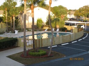 2705 Hidden Lake Blvd in Sarasota, FL - Building Photo - Building Photo