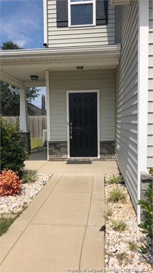 5407 Nessee St in Fayetteville, NC - Foto de edificio - Building Photo