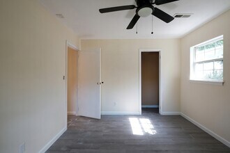 85 Delmoor Dr NW in Atlanta, GA - Building Photo - Building Photo