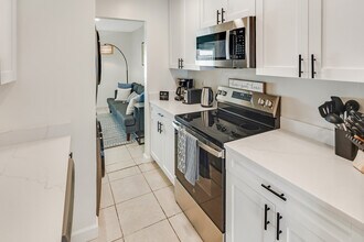 428 Reneau Way in Herndon, VA - Building Photo - Building Photo