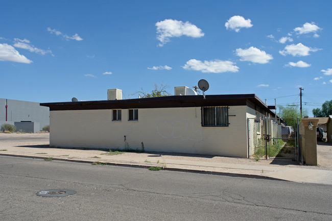 2802 S 7th Ave in Tucson, AZ - Foto de edificio - Building Photo