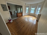 1139 Commonwealth Ave, Unit 1 in Boston, MA - Building Photo - Building Photo