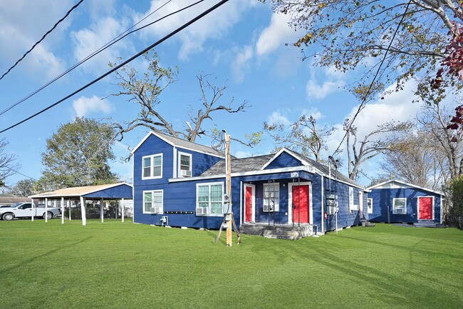 1313 10th St in Galena Park, TX - Building Photo - Building Photo