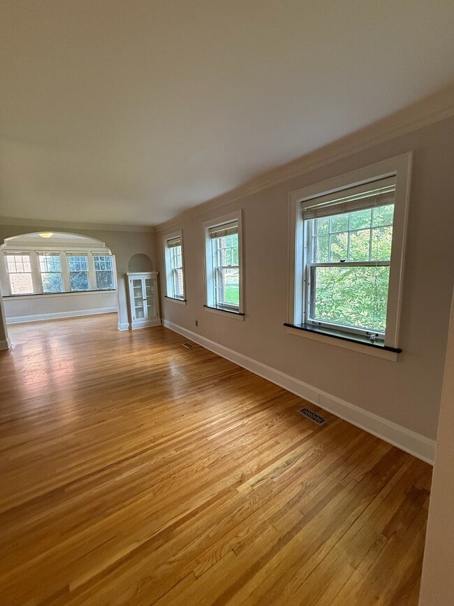 property at 1926 SUMMIT AVENUE