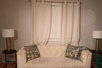 112 Nicholas St in Council Bluffs, IA - Building Photo - Building Photo