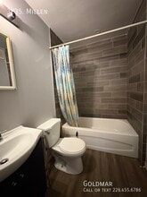 Room Rental available in Windsor, ON - Building Photo - Building Photo